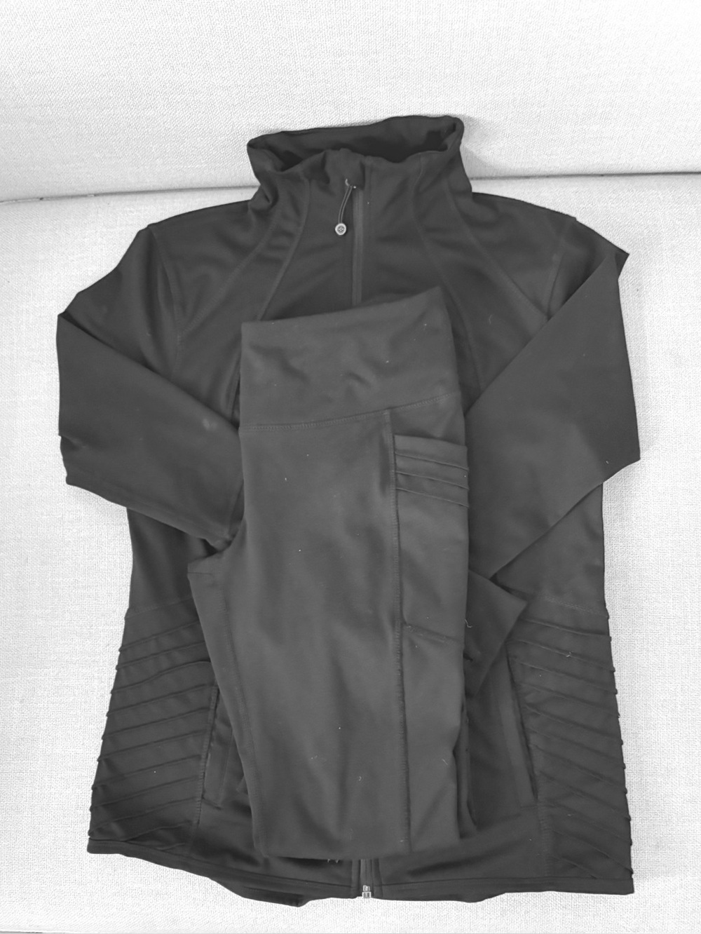 Tangerine 2 Pc Black Activewear Set Zip Jacket & Pocket Leggings S